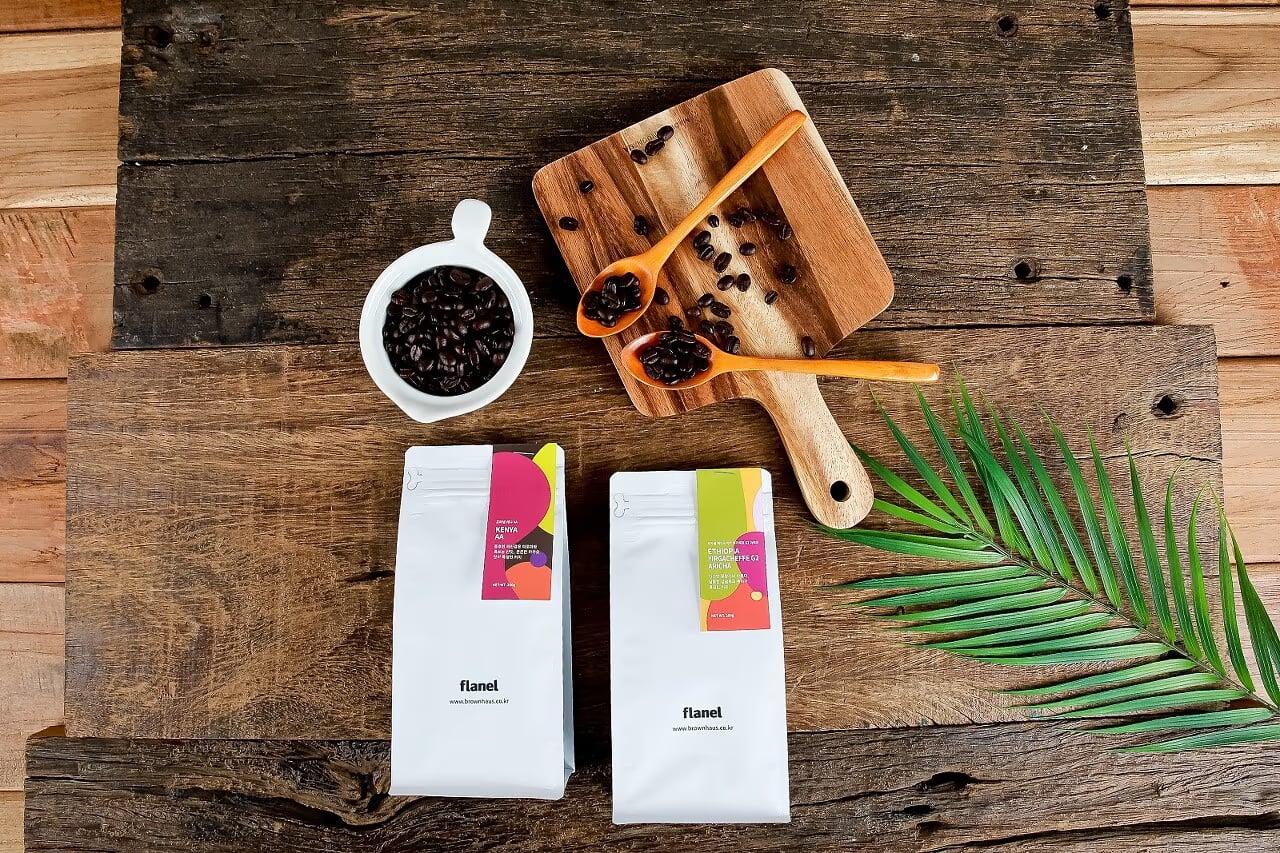 선물용 커피세트 B 컷 - 시즌 패키지 연출