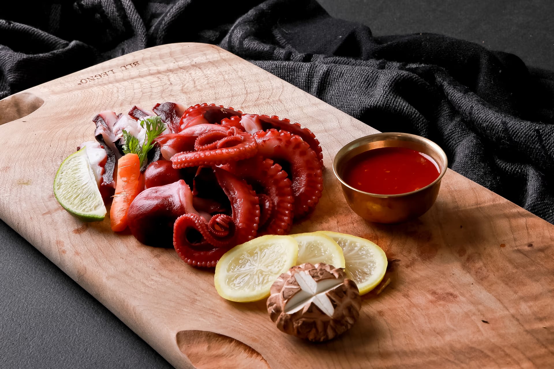 해물탕 완성 컷 - 끓는 상태 생동감 표현