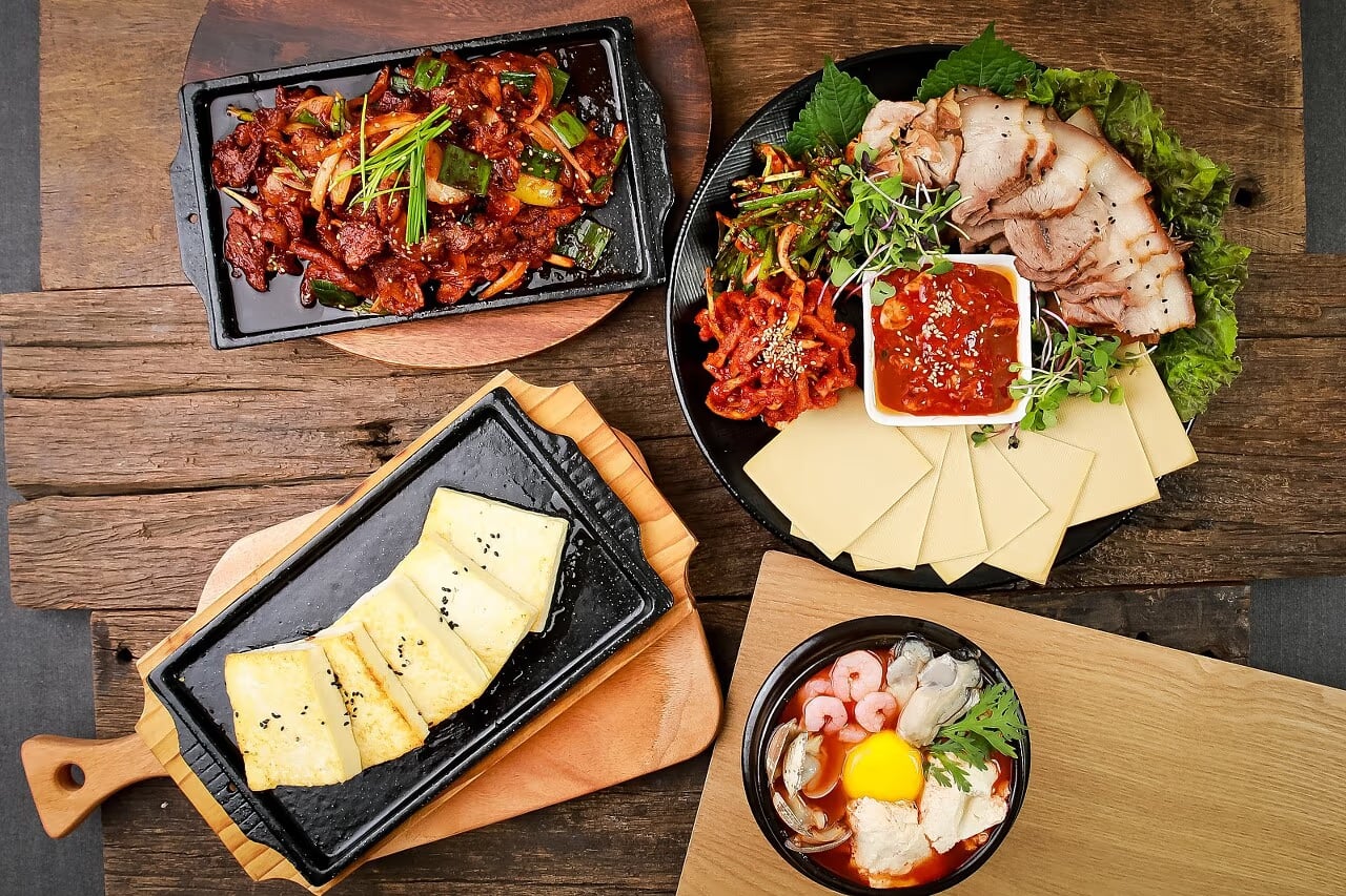 해물 순두부 사선 컷 - 재료 식별성 강화